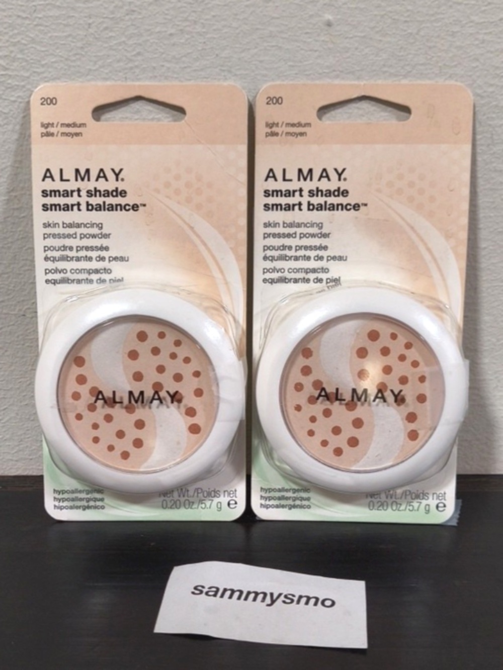 Almay Smart Shade Skin Balancing Pressed Powder 200 Light / medium x2